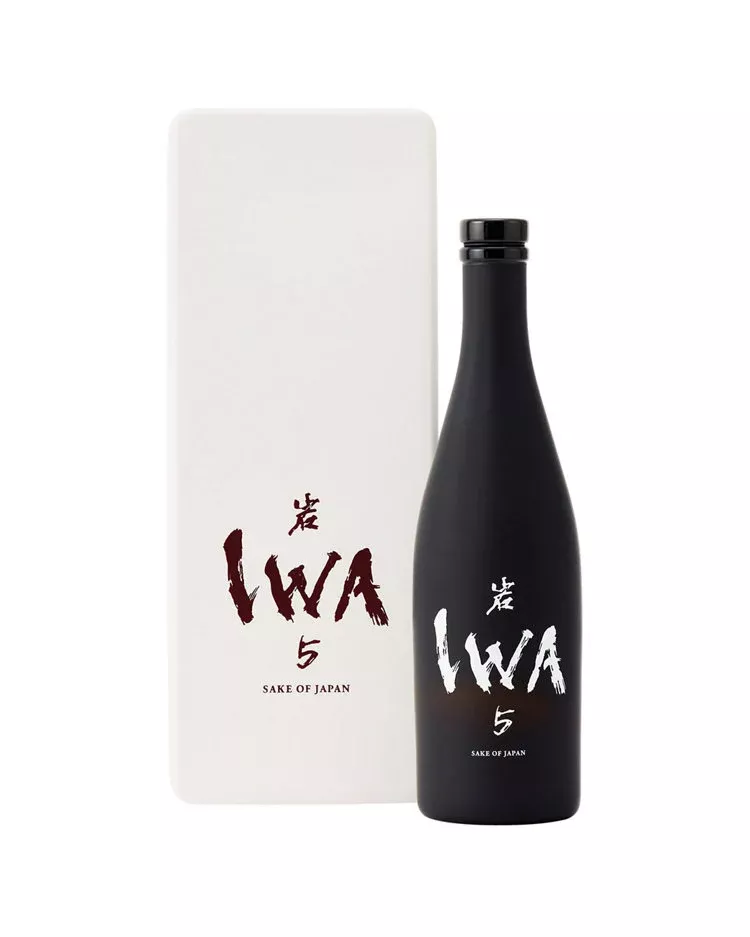 IWA 5 Sake Assemblage 5 Junmai Daiginjo Sake 720ml
