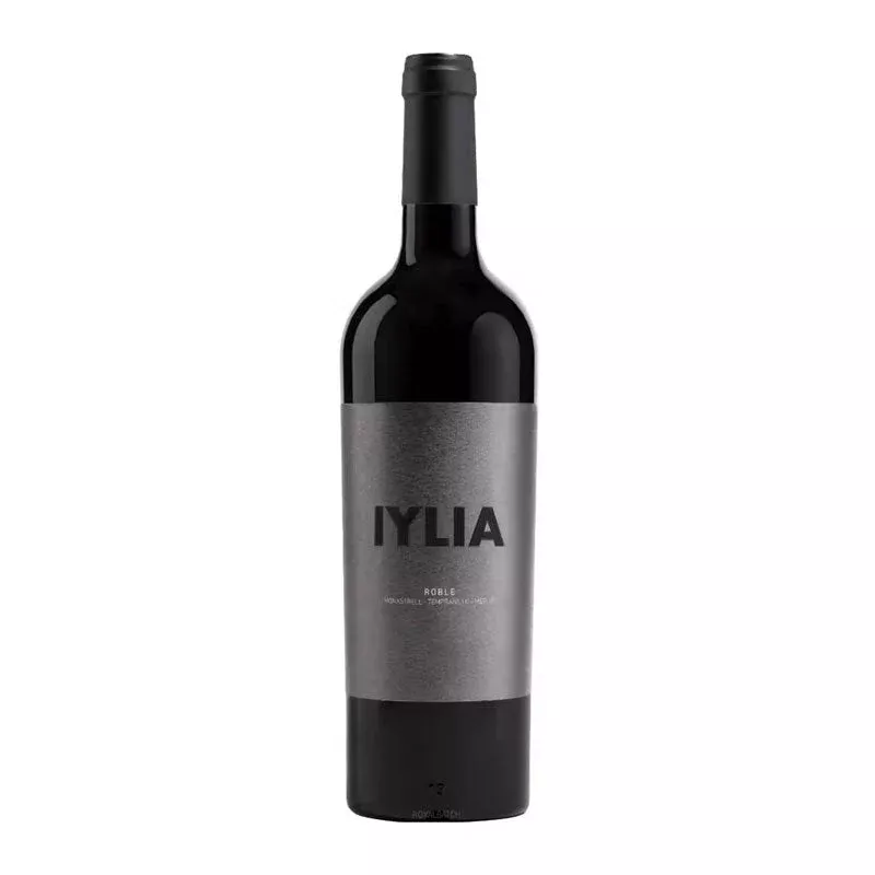 Iylia Roble Red Wine 750ml