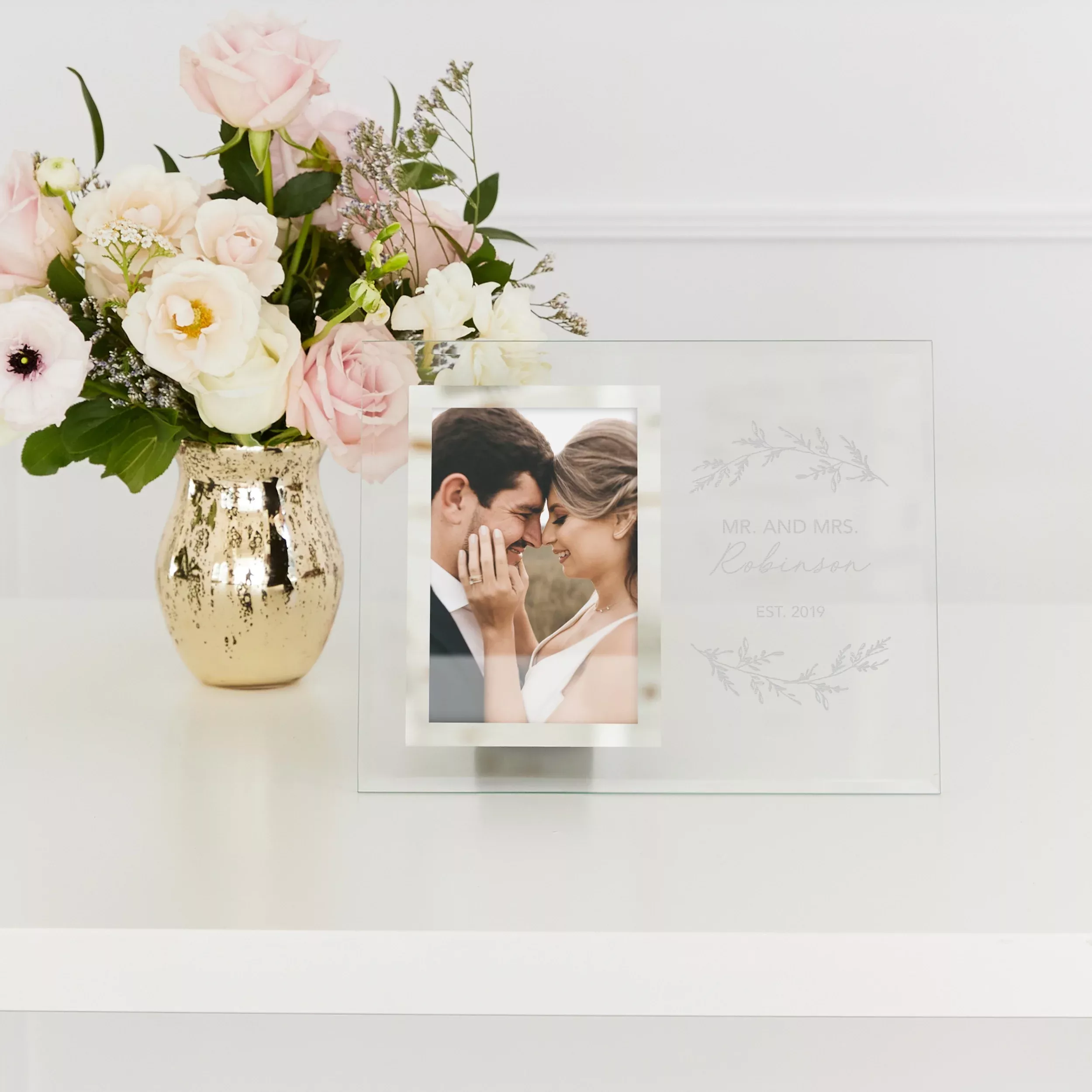Personalized Glass Offset 4" x 6" Picture Frame - Signature Script
